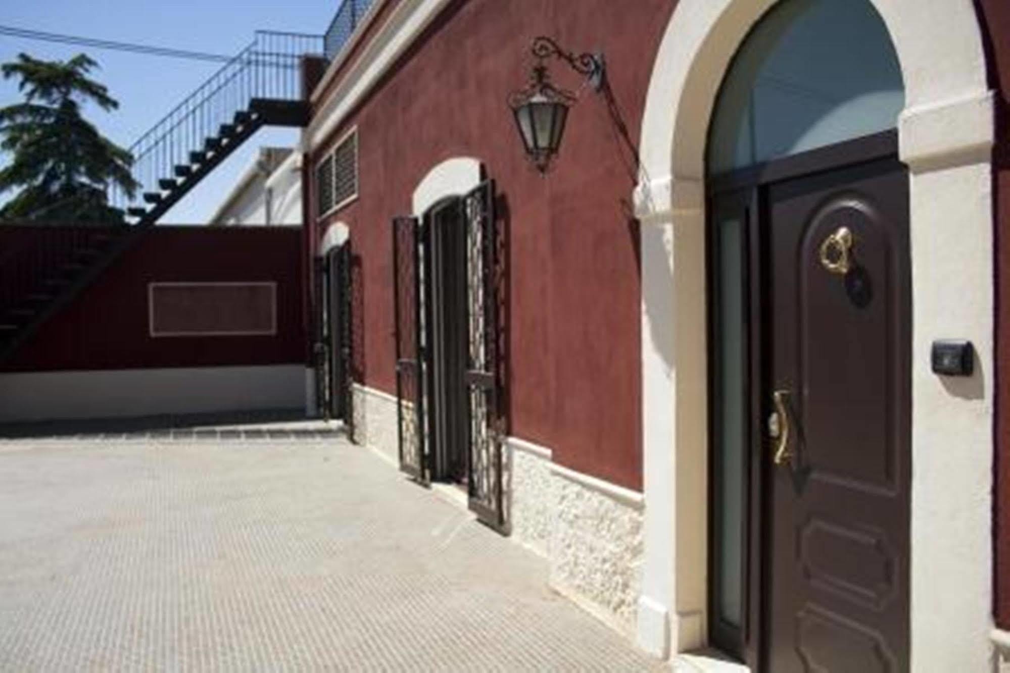 Simpson - Aeroporto Di Bari - Affittacamere Exterior photo